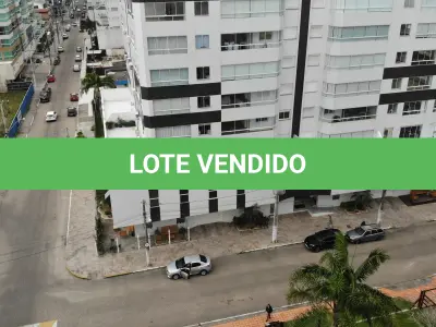 LOTE 001 - Apartamento e dois box de garagem, no Edifício Ilha dos Açores, em Capão da Canoa/RS