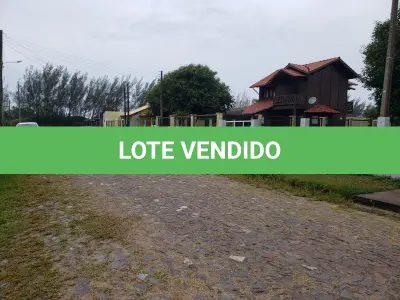LOTE 001 - Terreno Urbano, Lote 07 Quadra 04, no Balneário Figueirinha em Arroio do Sal/RS