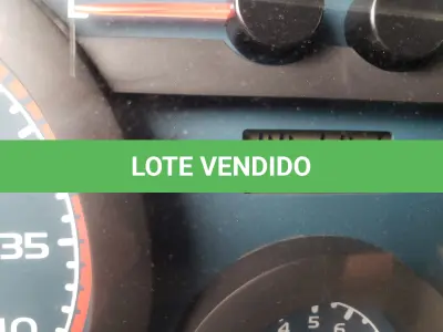 LOTE 008 - CAMINHÃO BASCULANTE, AGRALE 1.300, cor branca, ano e modelo de fabricação 2010