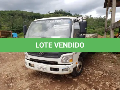 LOTE 006 - CAMINHÃO FOTON AUMARK 1009T, a diesel, ano e modelo 2015