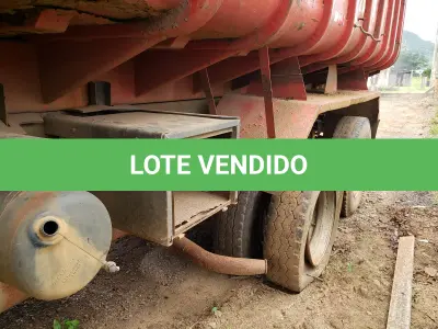 LOTE 002 - Caminhão Basculante, Mercedes Benz 1620, diesel, placas ILQ 7096, ano e modelo 2003, não está funcionando