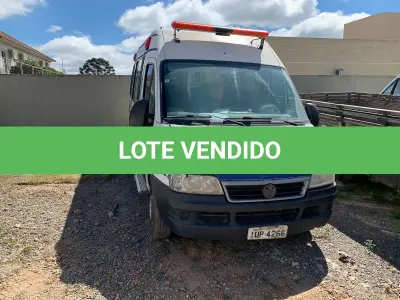 LOTE 005 - MICROONIBUS AMBULÂNCIA FIAT/DUCATO, MC TCA, PLACAS IUP4266, diesel, branca, ano 2013, modelo 2014