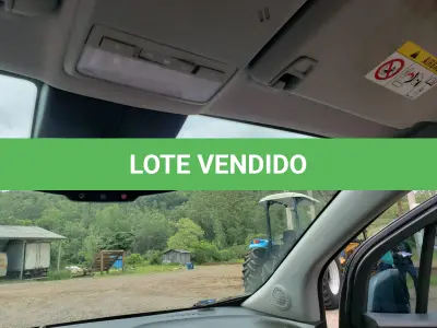 LOTE 002 - VEÍCULO GM TRACKER LT MARCA CHEVROLET, a gasolina/álcool, ano e modelo 2017