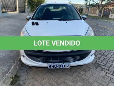 LOTE 001 - Veículo Peugeot/207 passion XR S, Branco, 5P/82CV, Gasolina