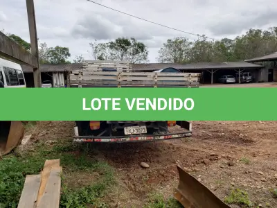 LOTE 006 - CAMINHÃO FOTON AUMARK 1009T, a diesel, ano e modelo 2015