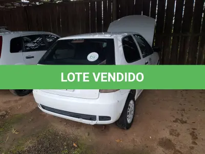 LOTE 005 - VEÍCULO FIAT PALIO FIRE, flex, placas IWI 2227, branca, ano  2014 e modelo 2015
