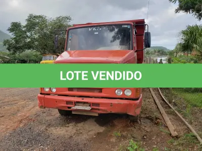 LOTE 002 - Caminhão Basculante, Mercedes Benz 1620, diesel, placas ILQ 7096, ano e modelo 2003, não está funcionando