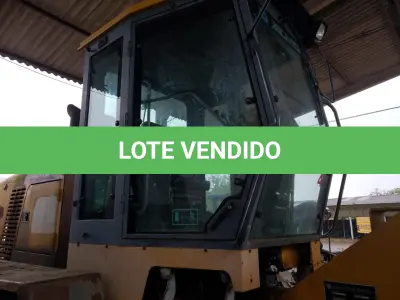 LOTE 003 - MOTO NIVELADORA XCMG, GR 180, motor Grader, diesel,  ano 2010 e modelo 2011