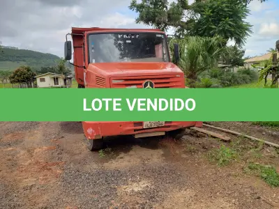 LOTE 002 - Caminhão Basculante, Mercedes Benz 1620, diesel, placas ILQ 7096, ano e modelo 2003, não está funcionando
