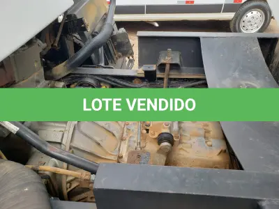 LOTE 008 - CAMINHÃO BASCULANTE, AGRALE 1.300, cor branca, ano e modelo de fabricação 2010