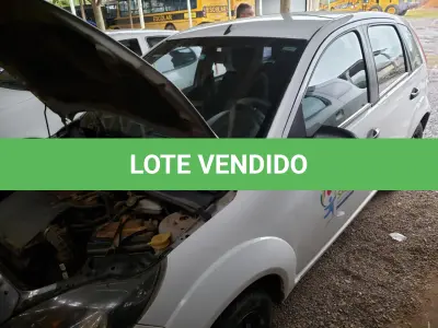 LOTE 006 - VEÍCULO FORD FIESTA, flex, placas ISI 2078, branca, ano 2011  e modelo 2012