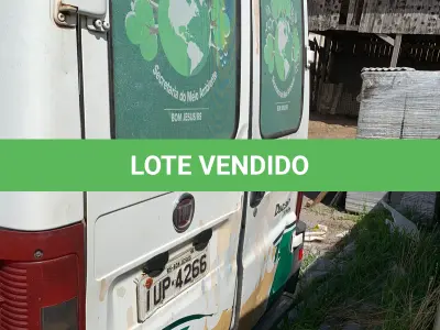 LOTE 005 - MICROONIBUS AMBULÂNCIA FIAT/DUCATO, MC TCA, PLACAS IUP4266, diesel, branca, ano 2013, modelo 2014