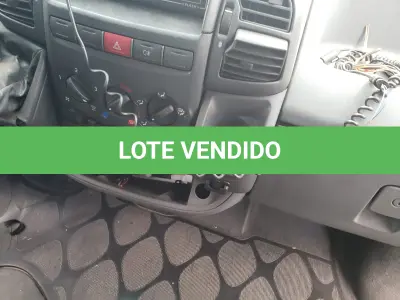 LOTE 004 - MICROONIBUS AMBULÂNCIA FIAT/DUCATO, MC TCA, PLACAS  IVB-6342, diesel, branca ano 2013, modelo 2014,