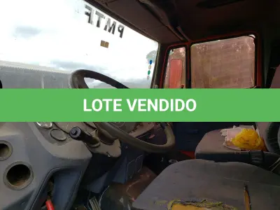 LOTE 002 - Caminhão Basculante, Mercedes Benz 1620, diesel, placas ILQ 7096, ano e modelo 2003, não está funcionando