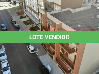 LOTE 001 - Apto 204 no Edifício Saveiro, no centro de Torres/RS