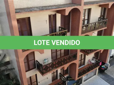 LOTE 001 - Apto 204 no Edifício Saveiro, no centro de Torres/RS