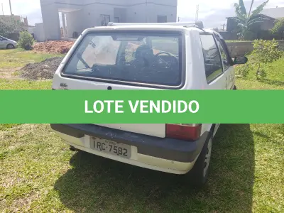 LOTE 001 - VEÍCULO FIAT UNO/MILLE, PLACAS IRC-7582, RENAVAM 233215964.