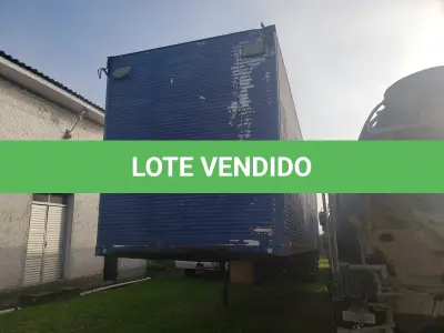 LOTE 003 - UM SEMI-REBOQUE, MARCA SR/RANDON SP SRFG CG, ANO 2011, COR AZUL, EIXOS FIXOS PARA REBOQUE E SEMI-REBOQUE (03), RENAVAM 338310126, COM BAÚ, PLACAS ISD-0413
