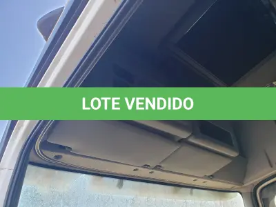 LOTE 001 - UM CAMINHÃO MERCEDEZ BENZ/ATEGO 2426, PLACAS IWG-8795, ANO 2014 MODELO 2014, RENAVAM 1034819914