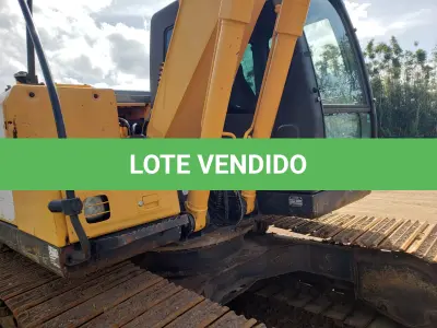 LOTE 003 - ESCAVADEIRA HYUNDAI, 140 LC7, DIESEL, ANO/MODELO 2011, 5.827 H