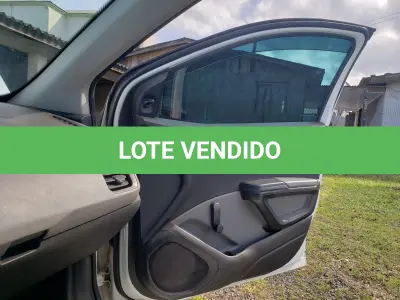 LOTE 006 - VEÍCULO CHEVROLET/ONIX, 1.0 MT IS, PLACAS IXF-8997, ANO/MODELO 2016