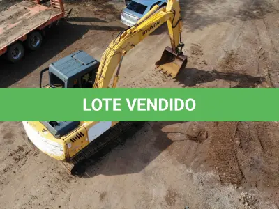 LOTE 003 - ESCAVADEIRA HYUNDAI, 140 LC7, DIESEL, ANO/MODELO 2011, 5.827 H