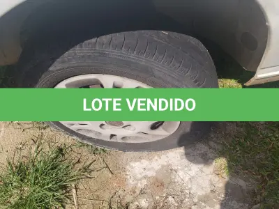 LOTE 001 - VEÍCULO FIAT UNO/MILLE, PLACAS IRC-7582, RENAVAM 233215964.