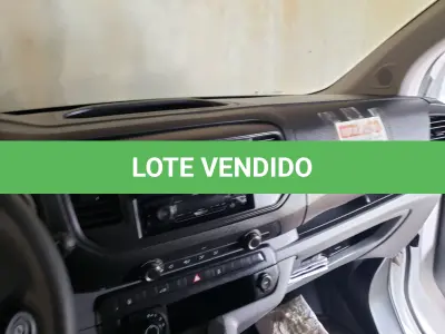 LOTE 001 - MICROONIBUS PEUGEOT, Expert Eurolaf, diesel, placas IZZ-6B74, ano 2019 e modelo 2020