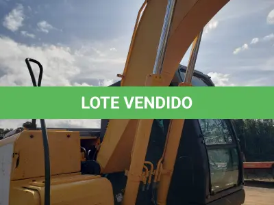 LOTE 003 - ESCAVADEIRA HYUNDAI, 140 LC7, DIESEL, ANO/MODELO 2011, 5.827 H