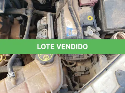 LOTE 006 - VEÍCULO CHEVROLET/ONIX, 1.0 MT IS, PLACAS IXF-8997, ANO/MODELO 2016