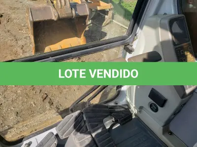 LOTE 003 - ESCAVADEIRA HYUNDAI, 140 LC7, DIESEL, ANO/MODELO 2011, 5.827 H