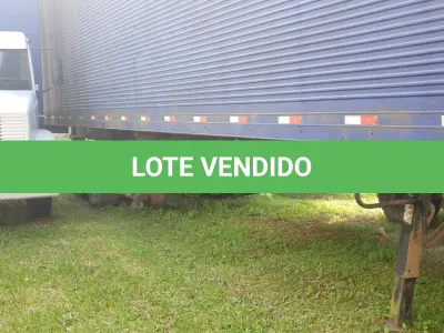 LOTE 003 - UM SEMI-REBOQUE, MARCA SR/RANDON SP SRFG CG, ANO 2011, COR AZUL, EIXOS FIXOS PARA REBOQUE E SEMI-REBOQUE (03), RENAVAM 338310126, COM BAÚ, PLACAS ISD-0413