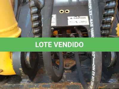 LOTE 003 - ESCAVADEIRA HYUNDAI, 140 LC7, DIESEL, ANO/MODELO 2011, 5.827 H