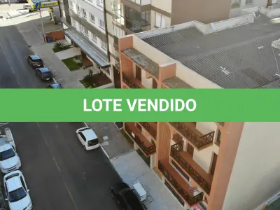 LOTE 001 - Apto 204 no Edifício Saveiro, no centro de Torres/RS