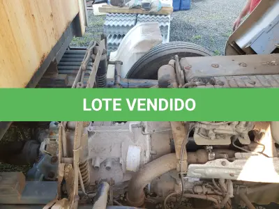 LOTE 001 - UM CAMINHÃO MERCEDEZ BENZ/ATEGO 2426, PLACAS IWG-8795, ANO 2014 MODELO 2014, RENAVAM 1034819914