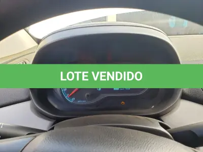 LOTE 006 - VEÍCULO CHEVROLET/ONIX, 1.0 MT IS, PLACAS IXF-8997, ANO/MODELO 2016