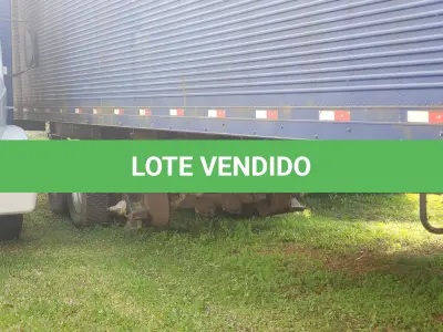 LOTE 003 - UM SEMI-REBOQUE, MARCA SR/RANDON SP SRFG CG, ANO 2011, COR AZUL, EIXOS FIXOS PARA REBOQUE E SEMI-REBOQUE (03), RENAVAM 338310126, COM BAÚ, PLACAS ISD-0413