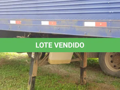 LOTE 003 - UM SEMI-REBOQUE, MARCA SR/RANDON SP SRFG CG, ANO 2011, COR AZUL, EIXOS FIXOS PARA REBOQUE E SEMI-REBOQUE (03), RENAVAM 338310126, COM BAÚ, PLACAS ISD-0413
