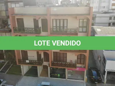 LOTE 001 - Apto 204 no Edifício Saveiro, no centro de Torres/RS