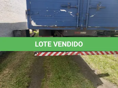 LOTE 001 - UM CAMINHÃO MERCEDES BENZ/L 1218, ano 1994, RENAVAM 621163775, COM BAÚ, PLACAS BUT-8142