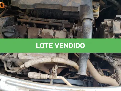 LOTE 003 - UM AUTOMÓVEL GOL 1.0 WOLKSWAGEM, ano/modelo 2009/2010