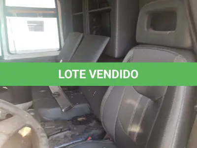 LOTE 002 - UM CAMINHÃO FORD/CARGO 2428E, PLACAS IOZ-7081, ANO 2008, MODELO 2009, CMT, 35,00 TONELADAS, COM CARROCERIA 9M