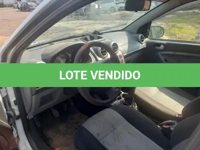 LOTE 001 - UM VEÍCULO FORD/FIESTA 1.6, FLEX, PLACA IQG-2145, ANO 2009, MODELO 2010