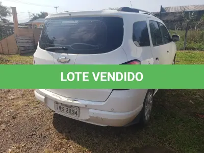 LOTE 002 - UM VEÍCULO GM/SPIN 1.8 LTZ, PLACA IVS-2894, ANO 2014, MODELO 2015, COM APROX 415.000 KM
