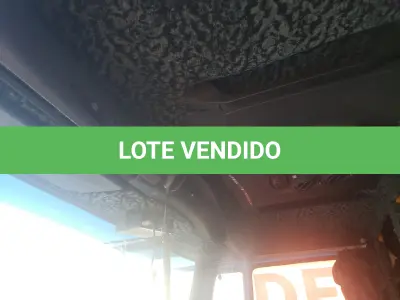 LOTE 003 - UM CAMINHÃO MERCEDES BENZ/L 1418R, PLACAS AJI-8263, ANO/MODELO 2000, COR AZUL