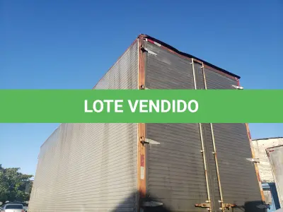 LOTE 003 - UM CAMINHÃO MERCEDES BENZ/L 1418R, PLACAS AJI-8263, ANO/MODELO 2000, COR AZUL