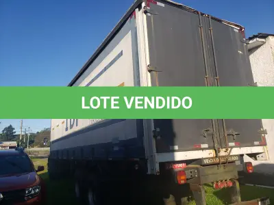 LOTE 002 - UM CAMINHÃO FORD/CARGO 2428E, PLACAS IOZ-7081, ANO 2008, MODELO 2009, CMT, 35,00 TONELADAS, COM CARROCERIA 9M