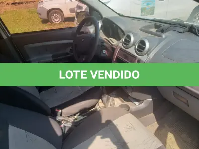 LOTE 001 - UM VEÍCULO FORD/FIESTA 1.6, FLEX, PLACA IQG-2145, ANO 2009, MODELO 2010
