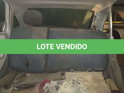 LOTE 030 - GM/CORSA SEDAN