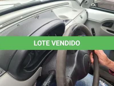 LOTE 001 - Um veículo caminhonete RENAULT KGOO EXPRESS16 (Importado) , cor branca, a álcool/gasolina, ano de fabricação e modelo2013/2014, placa MKT0115